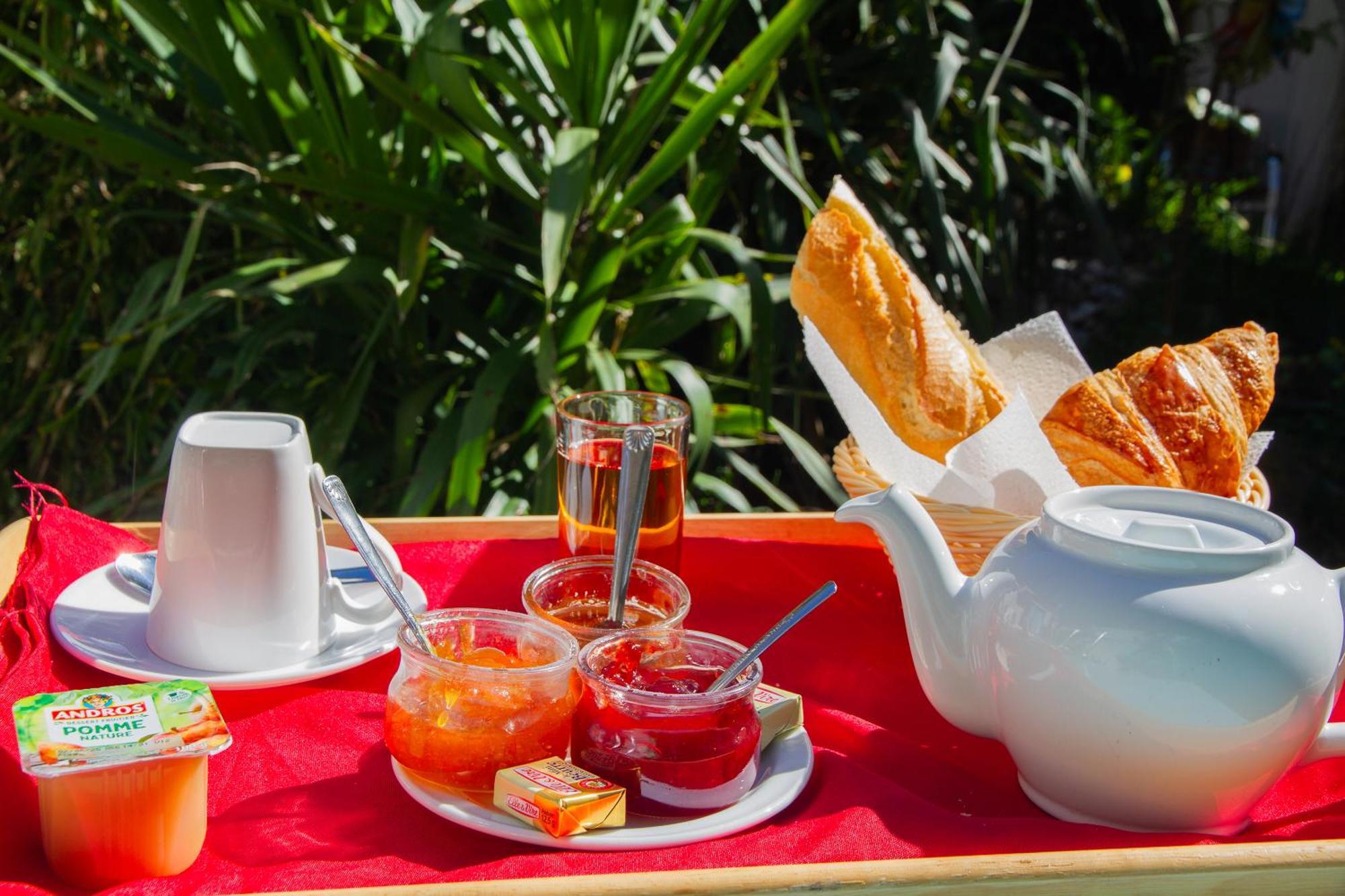 Hotel Durand Le Patio 알레스 외부 사진